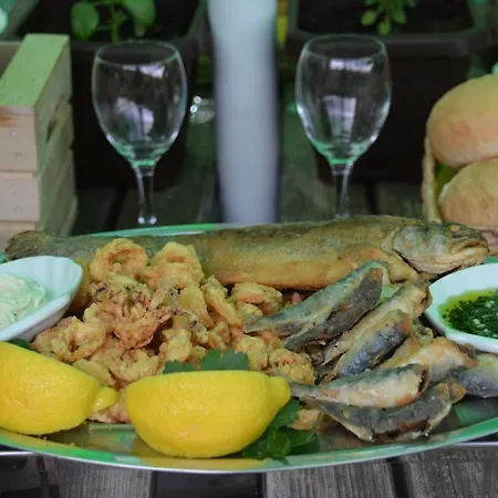 Gostinjska kuća Pr Ribcah 3*