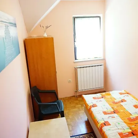 Gostinjska kuća Pr Ribcah