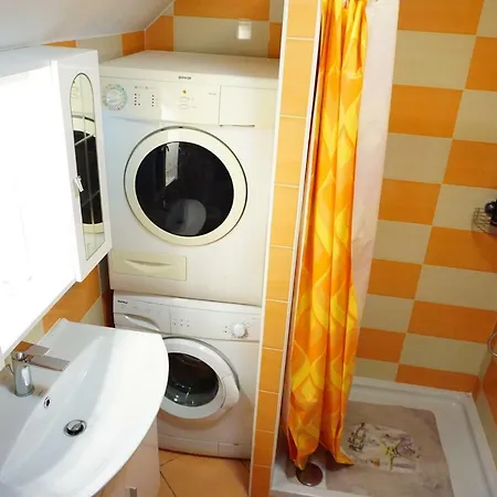 Pr Ribcah Gostinjska kuća 3*